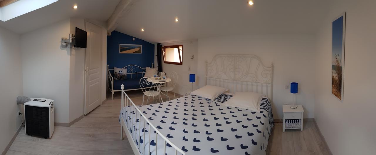 Bed and Breakfast Le Medoc De Maxou Lamarque Exterior foto